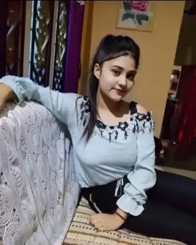 Call Girls Service in Tilak Nagar